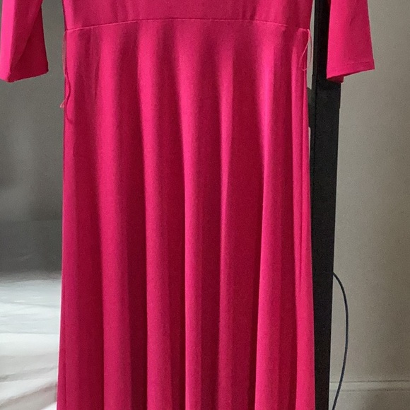 Pink dress - Picture 5 of 7